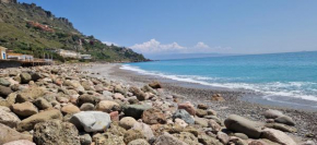NTONIA holiday Santa Teresa Di Riva